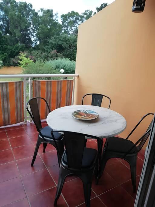 Place With Terrace And Pool Ideal For Families Apartment *